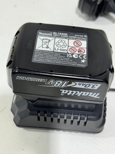 Chargeur de Batterie 18V Makita